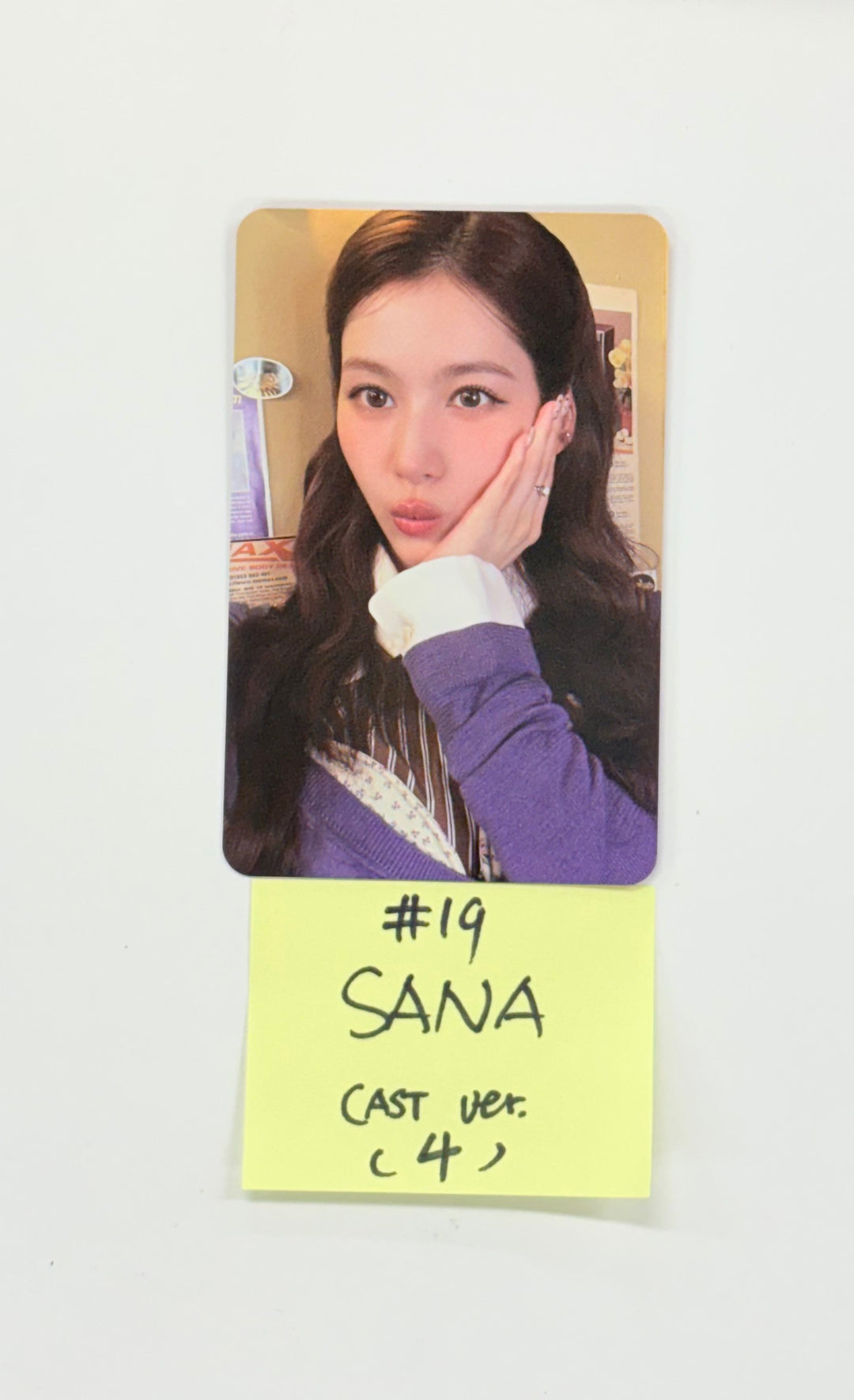 TWICE "TEN: The Story Goes On" - Official Photocard, Seal Sticker (Cast Ver.) (1) [25.10.21]