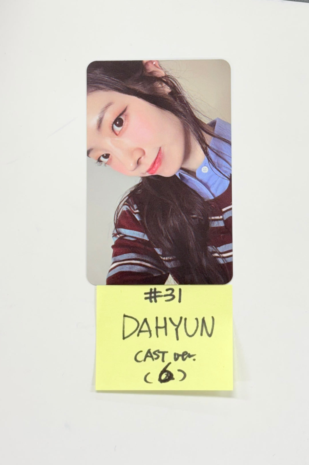 TWICE "TEN: The Story Goes On" - Official Photocard, Seal Sticker (Cast Ver.) (2) [25.10.21]