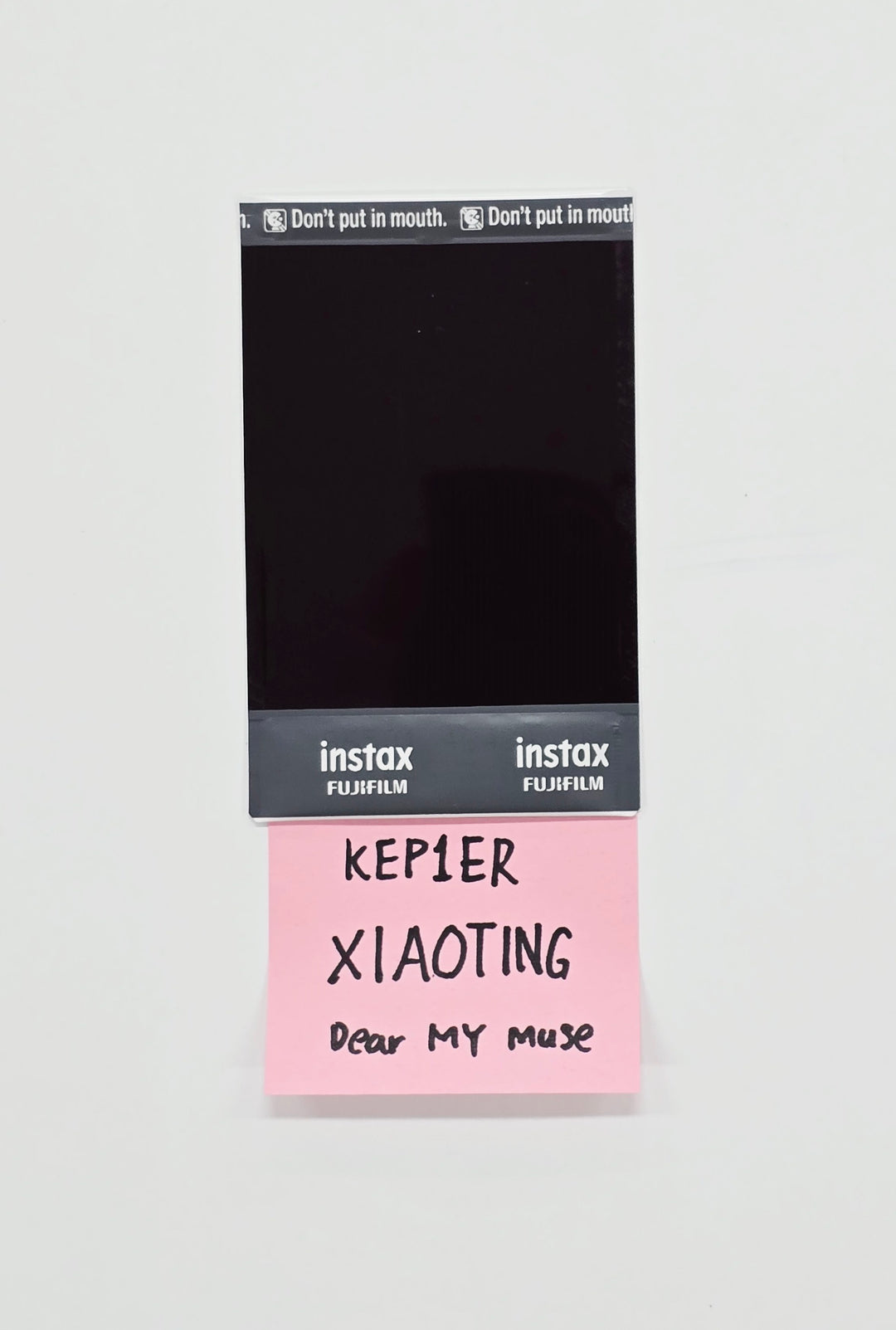 XIAOTING (of Kep1er) - "BUBBLE GUM" - Hand Autographed(Signed) Polaroid [25.10.22]