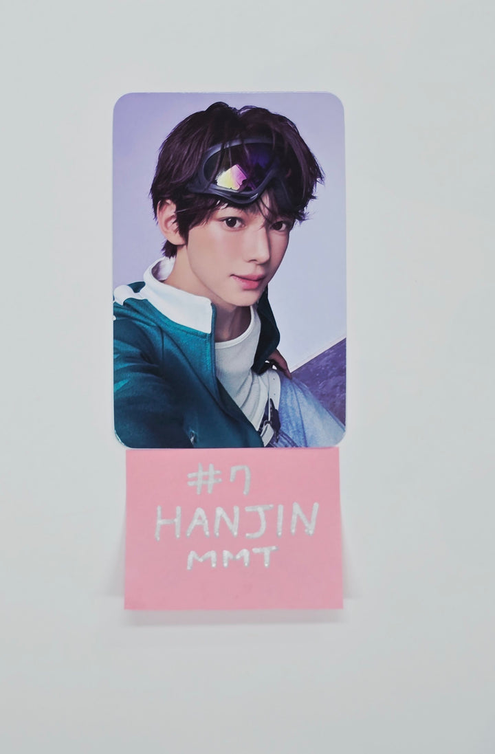 TWS "Play Hard" - MMT Pre-Order Benefit Hologram Photocard [25.10.22]
