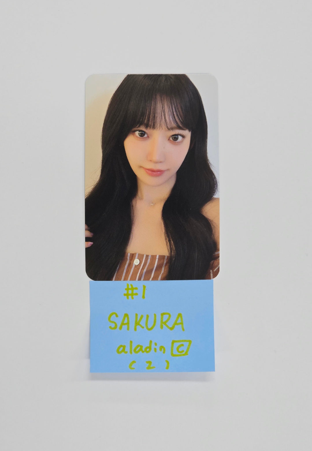 Le Sserafim "SPAGHETTI" - Aladin Pre-Order Benefit Photocard (Compact Ver.) [25.10.27]
