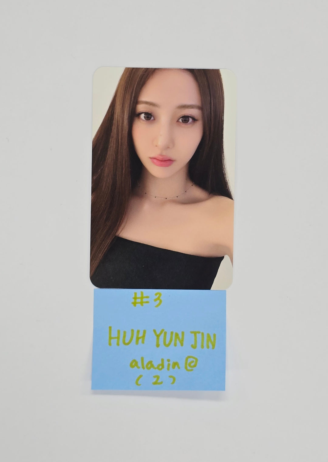 Le Sserafim "SPAGHETTI" - Aladin Pre-Order Benefit Photocard (Compact Ver.) [25.10.27]