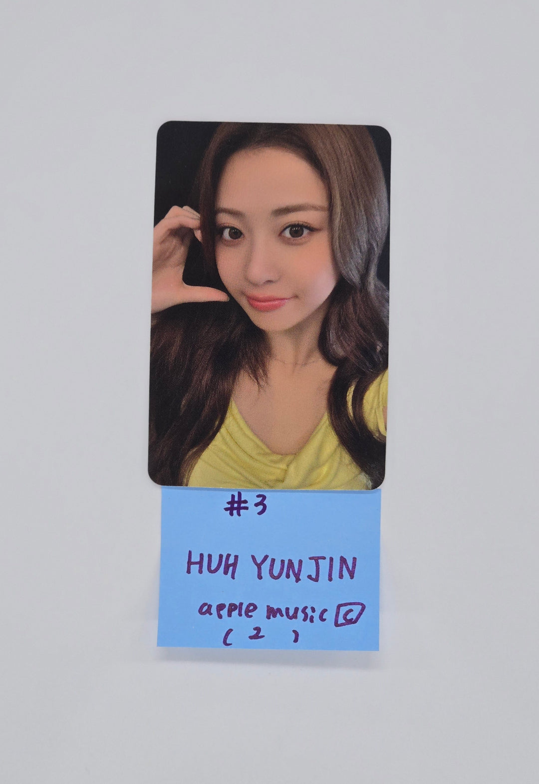 Le Sserafim "SPAGHETTI" - Apple Music Pre-Order Benefit Photocard (Compact Ver.) [25.10.27]