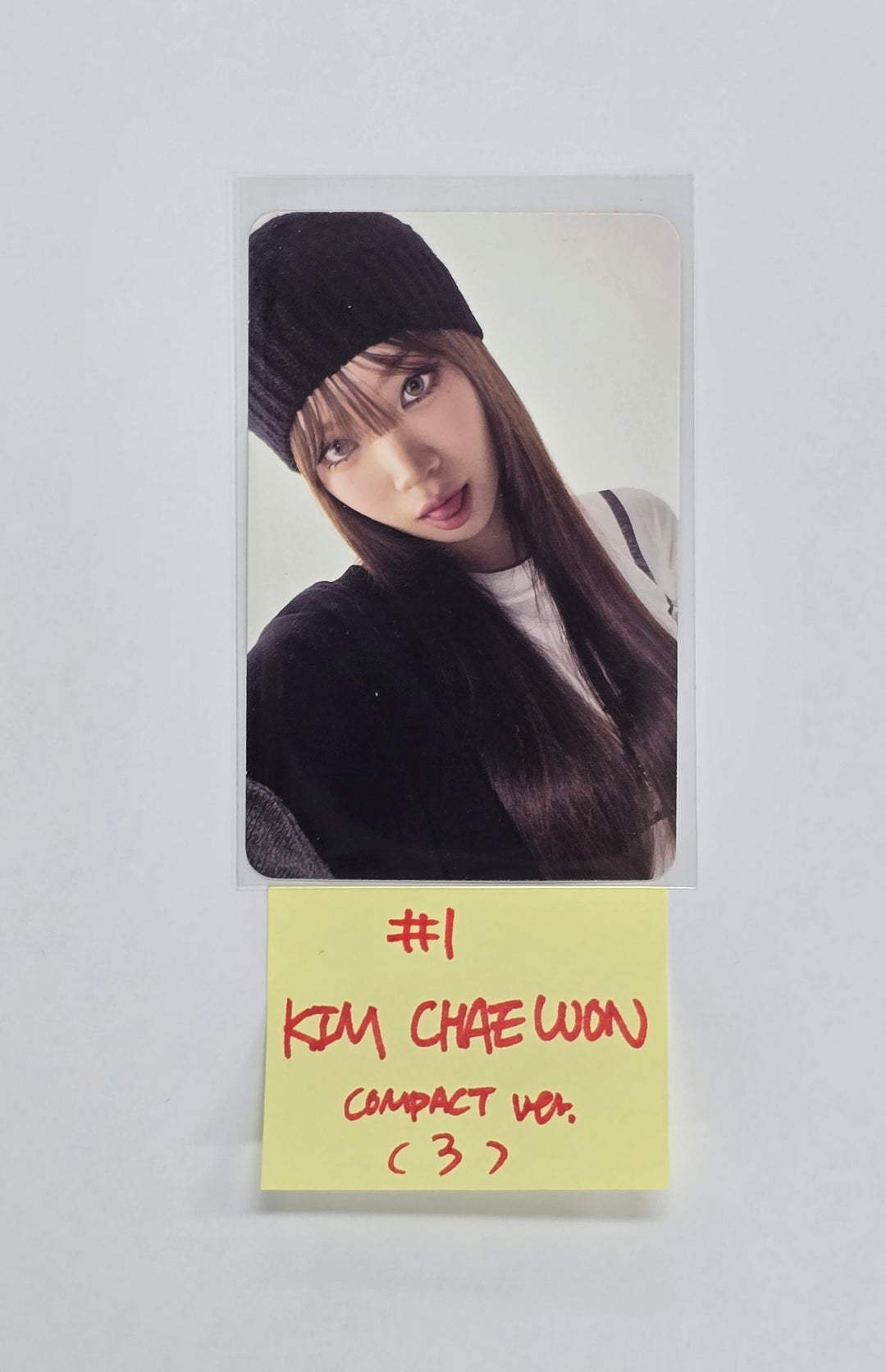 Le Sserafim "SPAGHETTI" - Official Photocard (comepact ver.) [25.10.27]