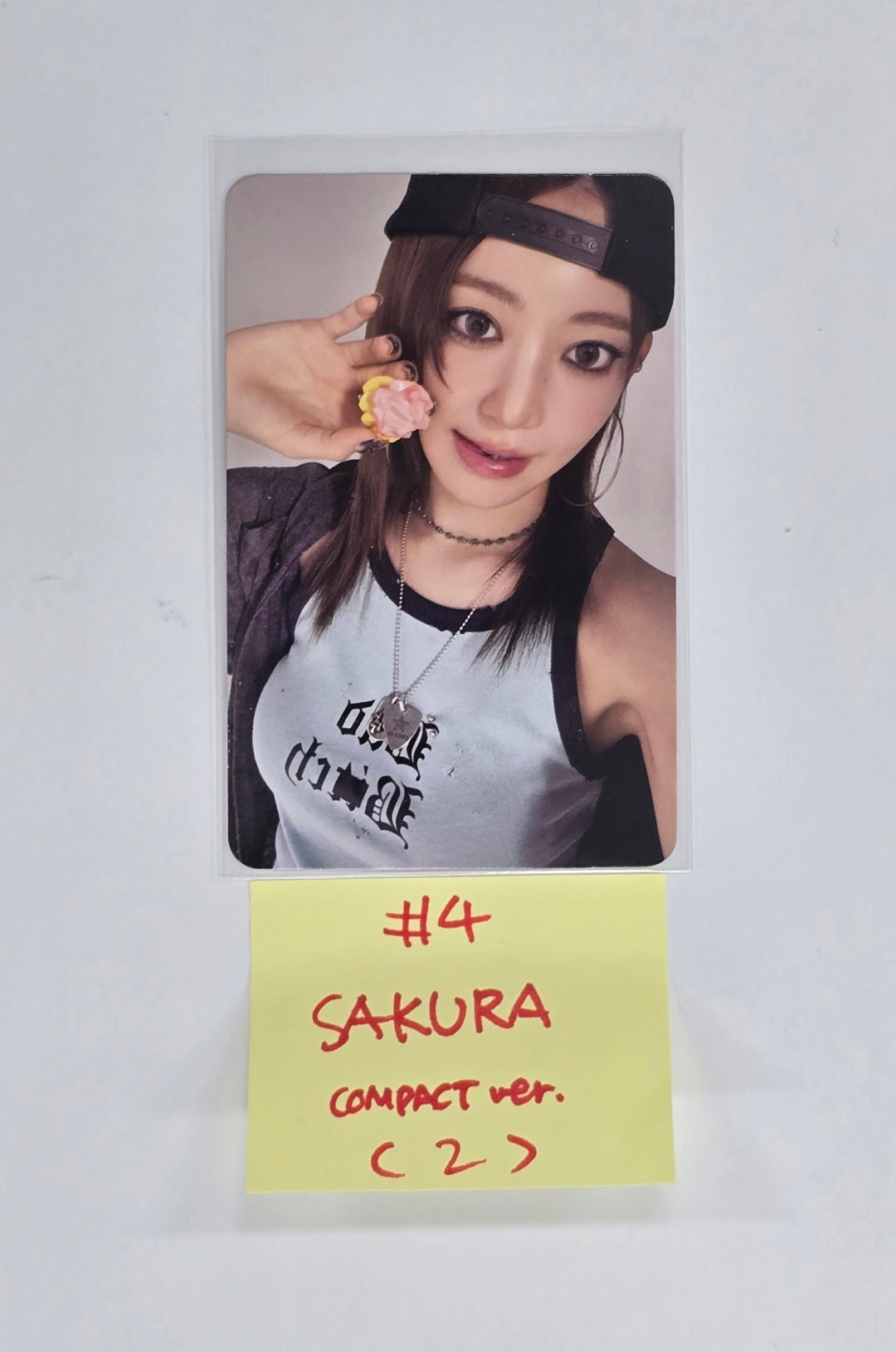 Le Sserafim "SPAGHETTI" - Official Photocard (comepact ver.) [25.10.27]