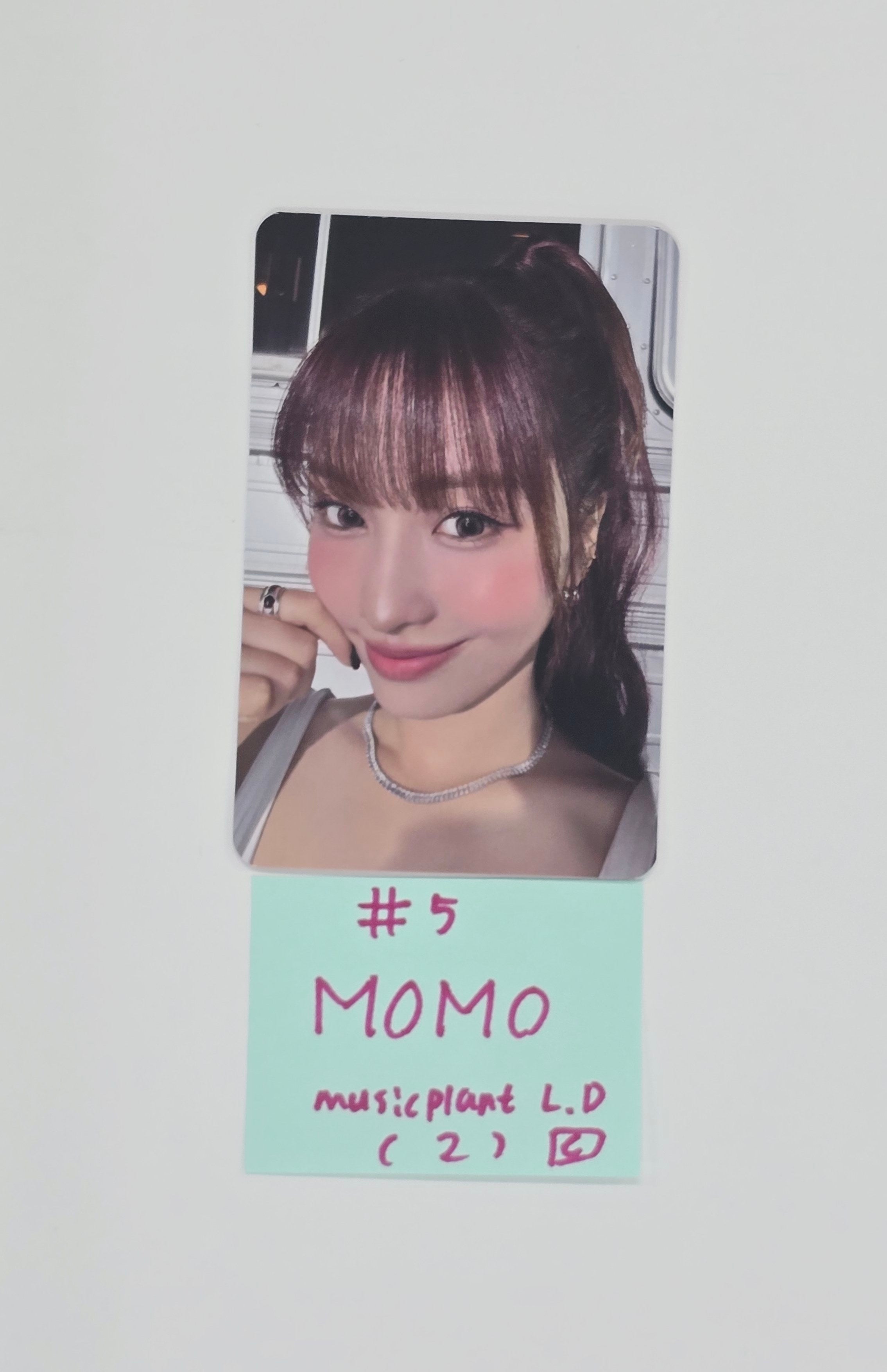 TWICE 