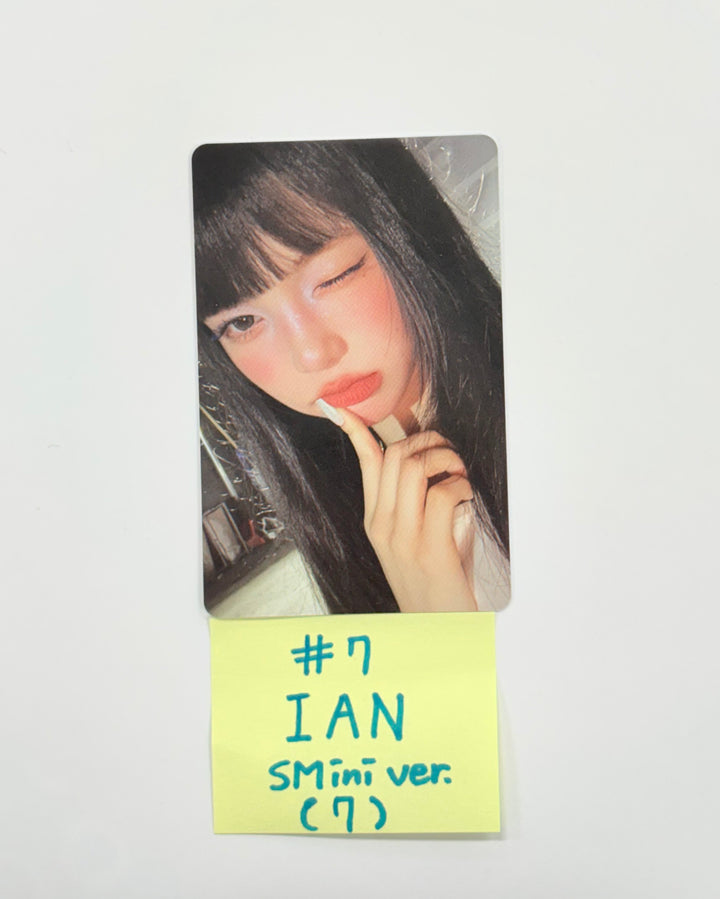 Hearts2Hearts "Focus" - Official Photocard (SMini Ver.) [25.10.28]