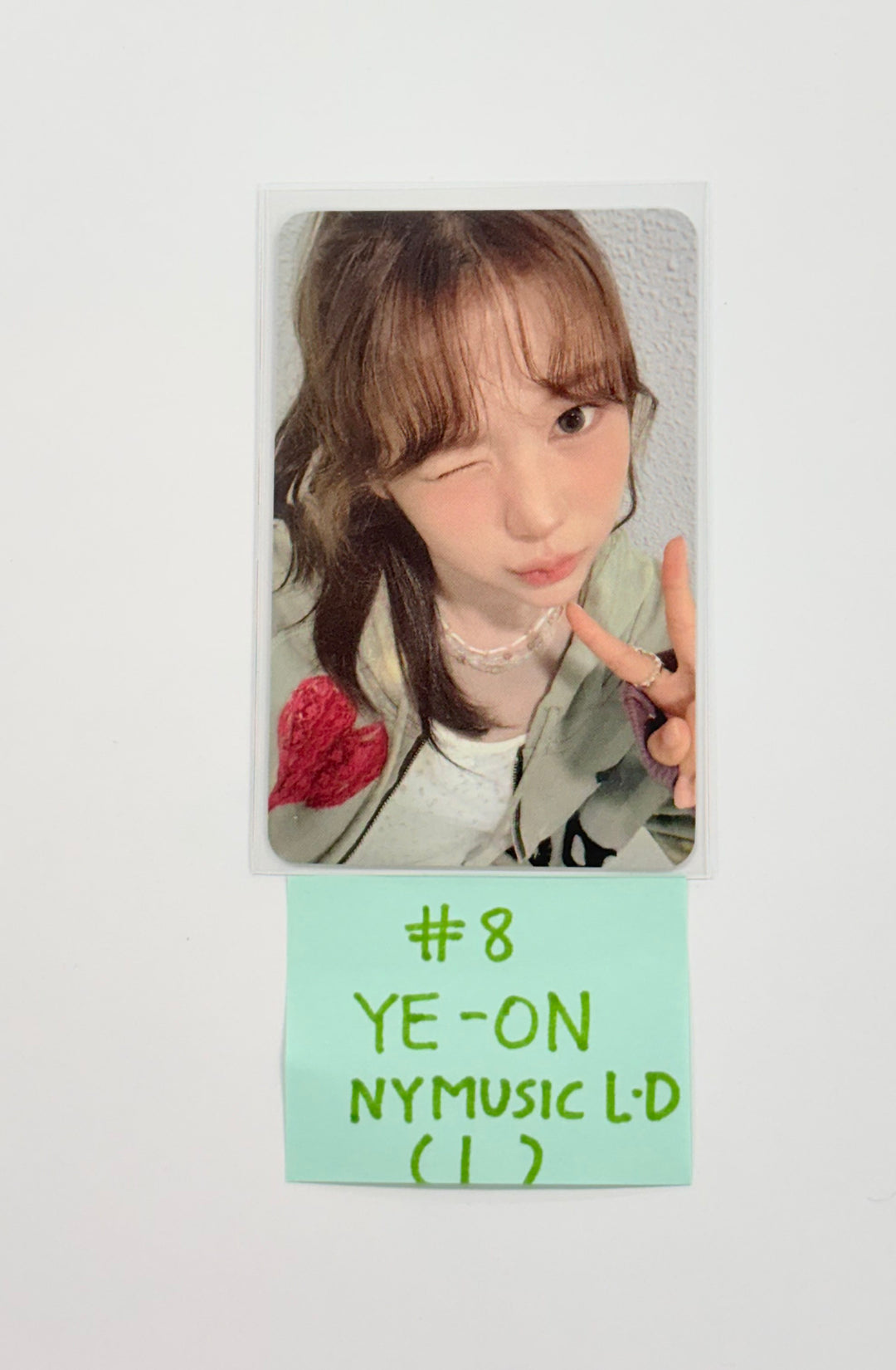 Hearts2Hearts "Focus" - NY Music Lucky Draw Event Photocard (SMini Ver.) [25.10.28]