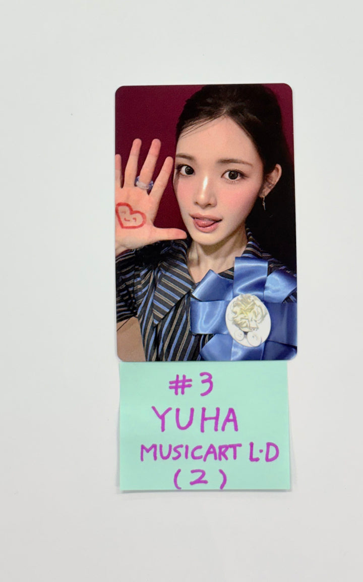 Hearts2Hearts "Focus" - Music Art Lucky Draw Event Photocard (SMini Ver.) [25.10.28]