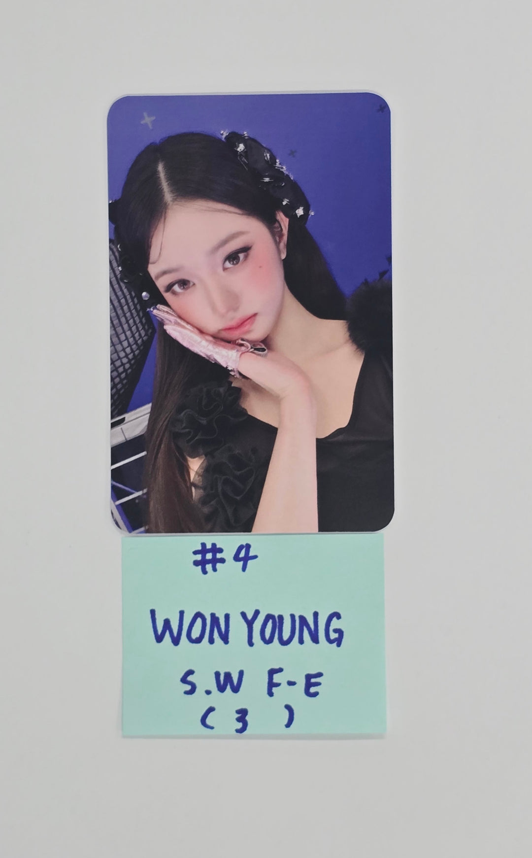 IVE "IVE SECRET" - Soundwave Fansign Event Photocard R2 [25.10.28]