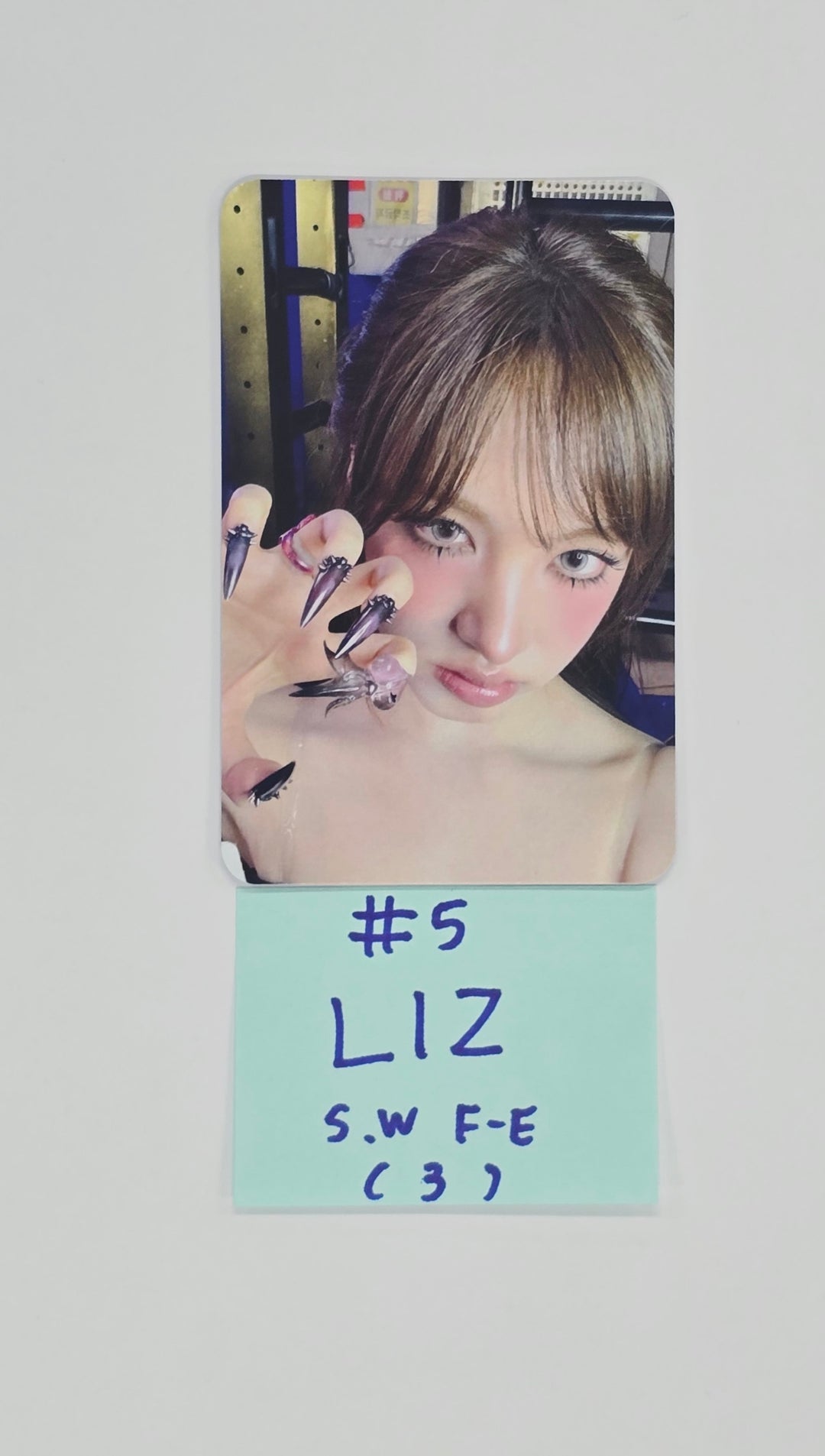 IVE "IVE SECRET" - Soundwave Fansign Event Photocard R2 [25.10.28]