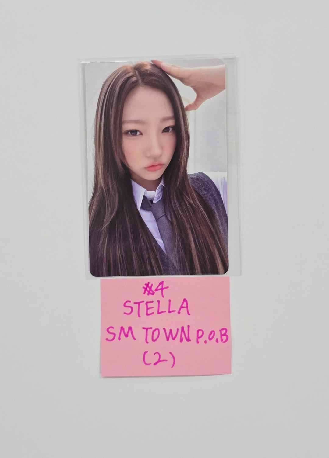 Hearts2Hearts "Focus" - Smtown & Store Pre-Order Benefit Photocard [25.10.29]