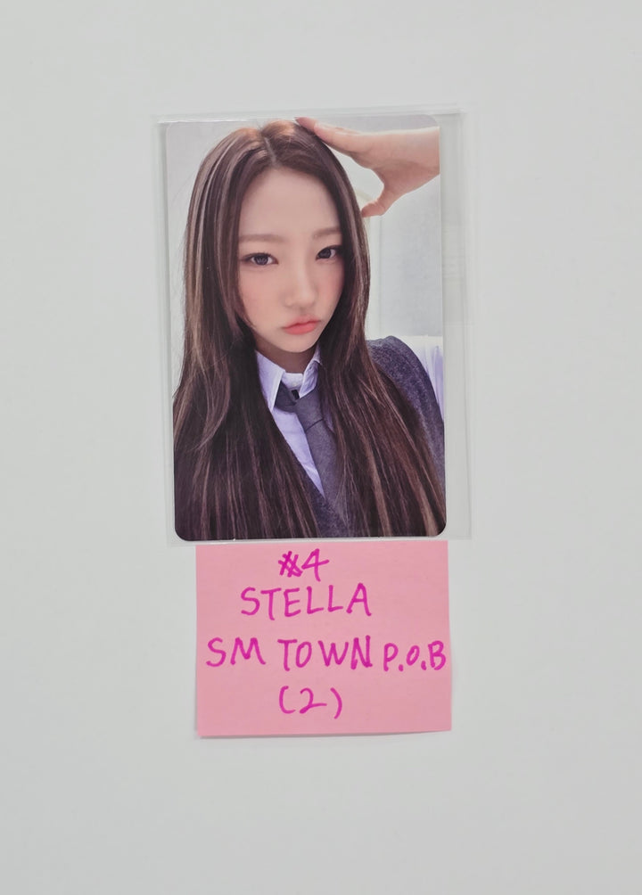 Hearts2Hearts "Focus" - Smtown & Store Pre-Order Benefit Photocard [25.10.29]