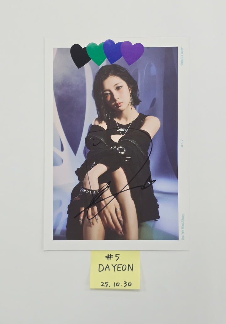 Kep1er "BUBBLE GUM" - A Cut Page From Fansign Event Album [25.10.30]