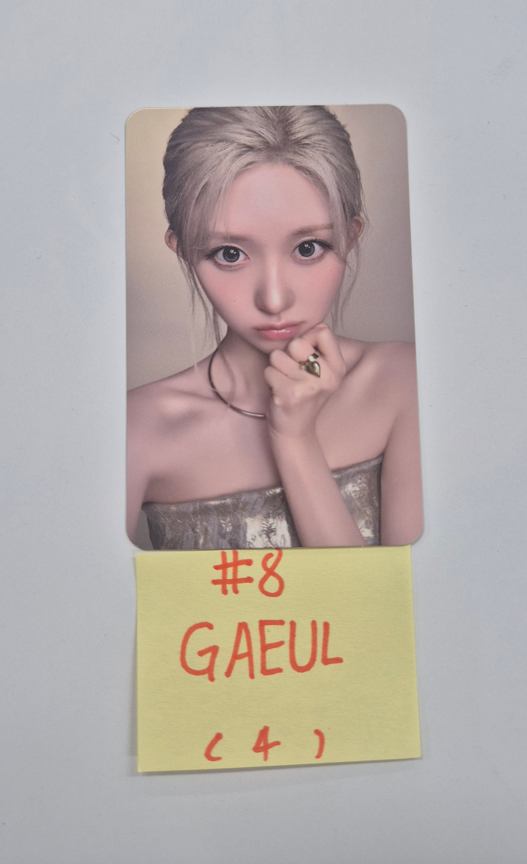 IVE - IVE WORLD TOUR "SHOW WHAT I AM" Trading  Photocard [25.10.31]