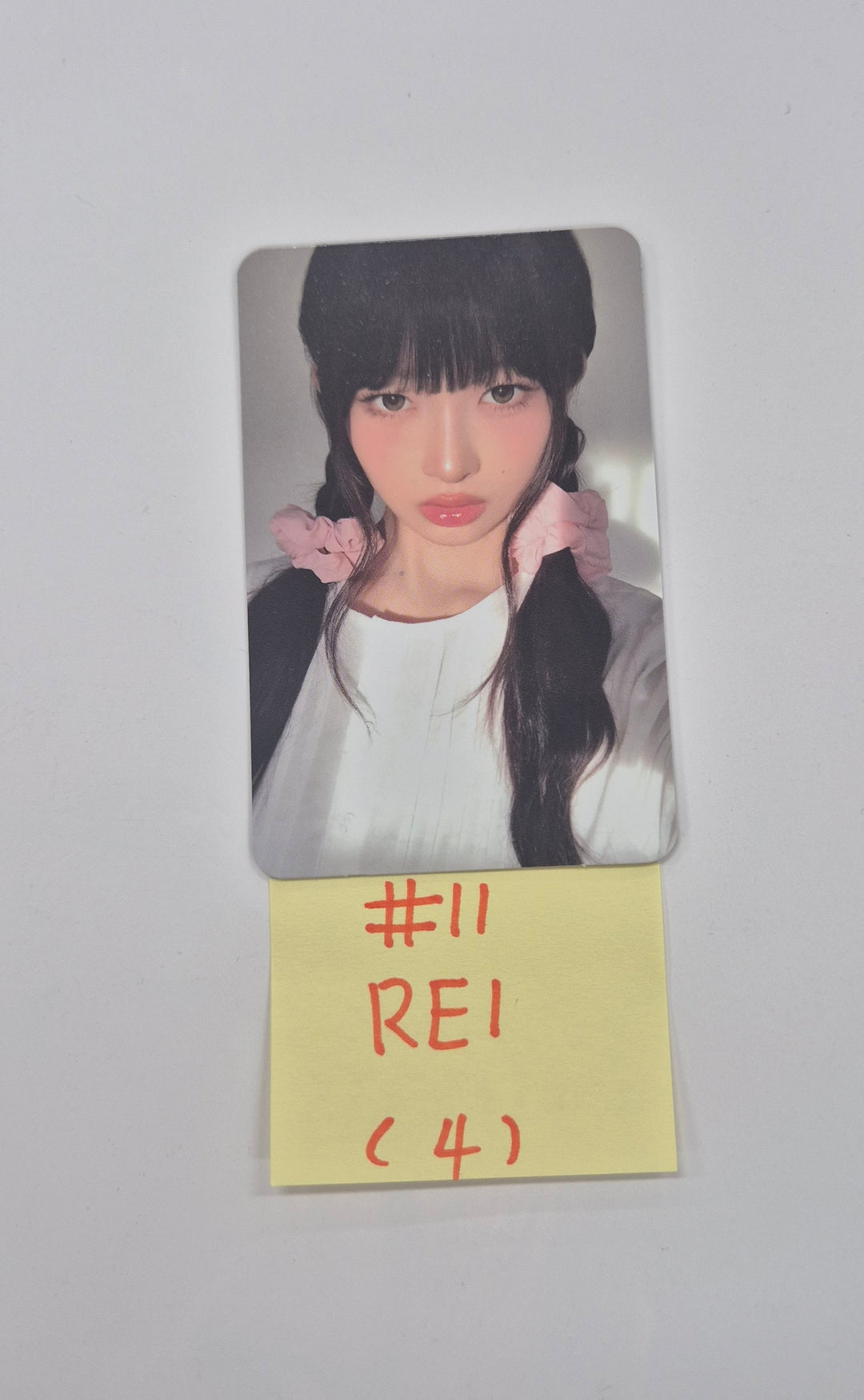 IVE - IVE WORLD TOUR "SHOW WHAT I AM" Trading  Photocard [25.10.31]