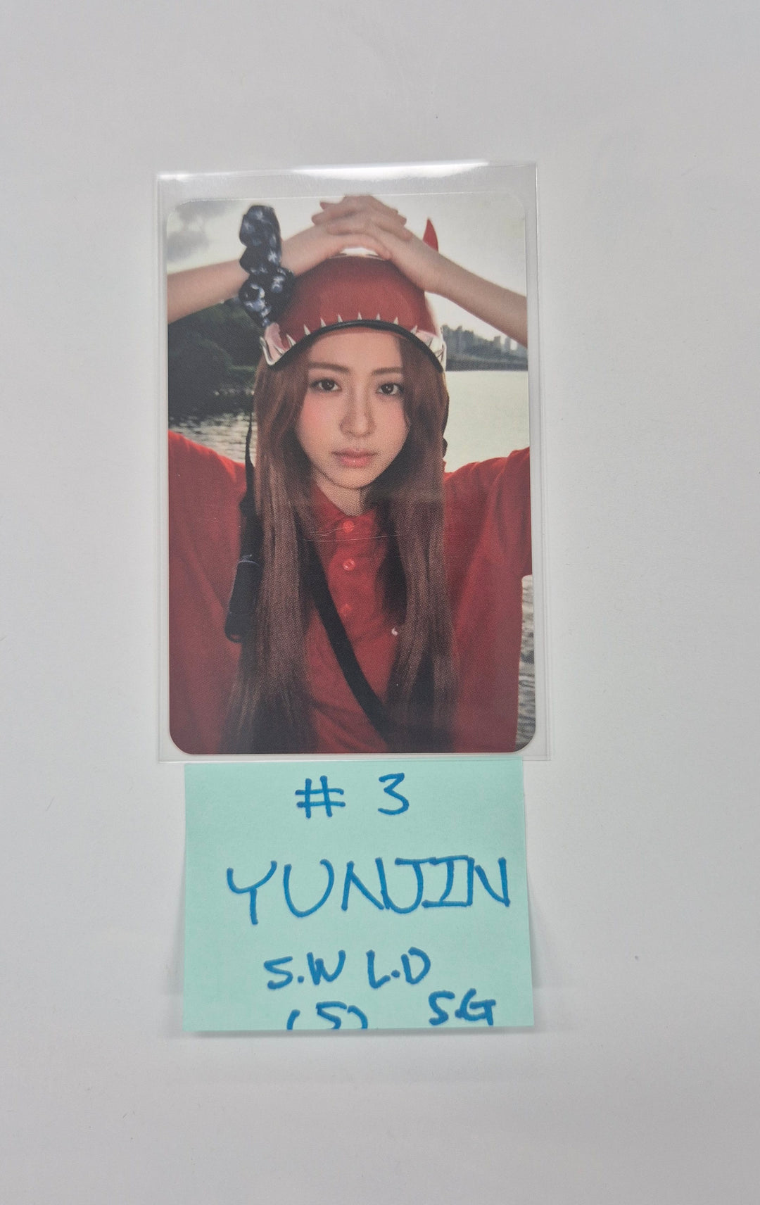 Le Sserafim "SPAGHETTI" - Soundwave Lucky Draw Event Photocard (special gift, photobook, comepact ver.) [25.10.31]