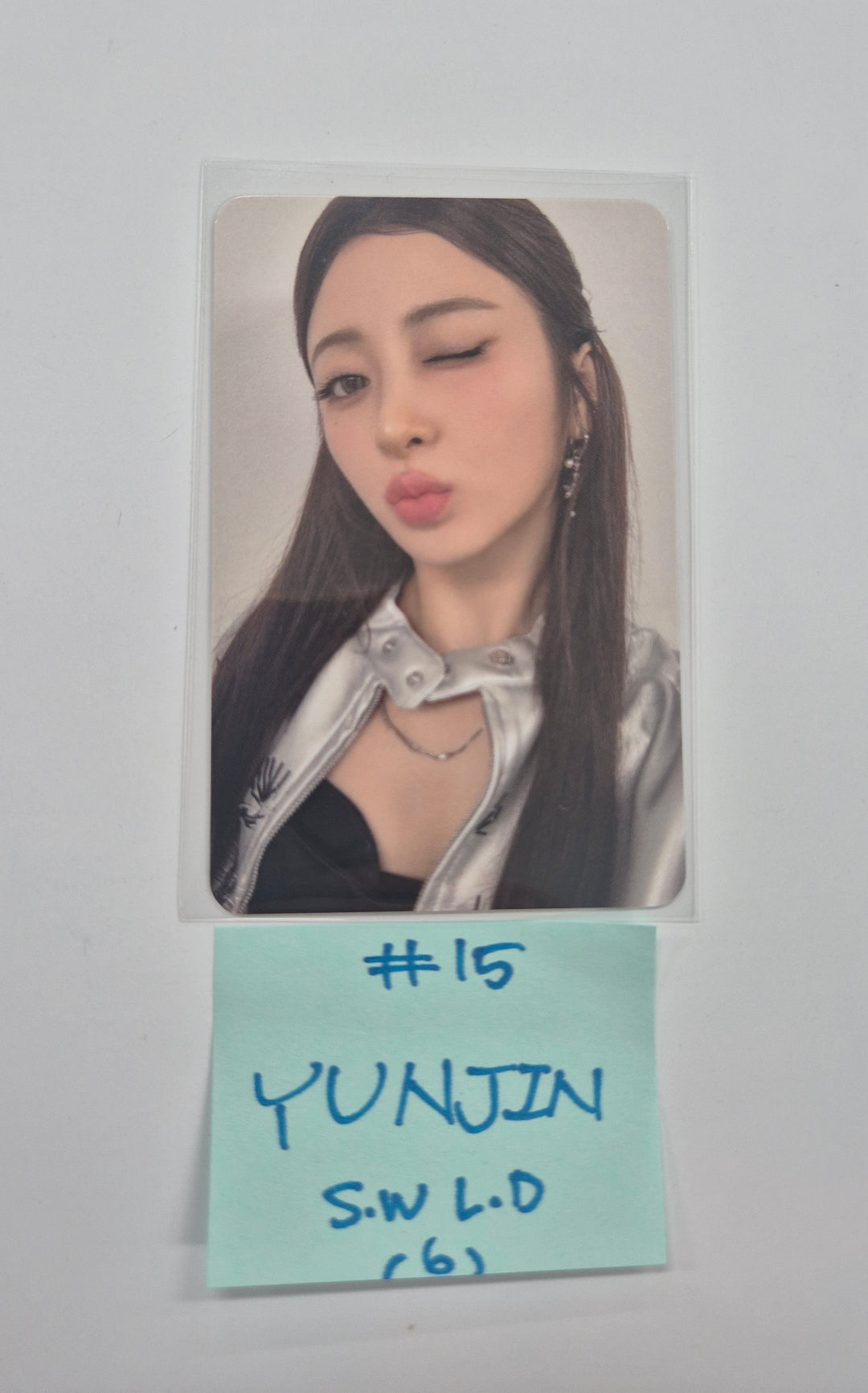 Le Sserafim "SPAGHETTI" - Soundwave Lucky Draw Event Photocard (special gift, photobook, comepact ver.) [25.10.31]