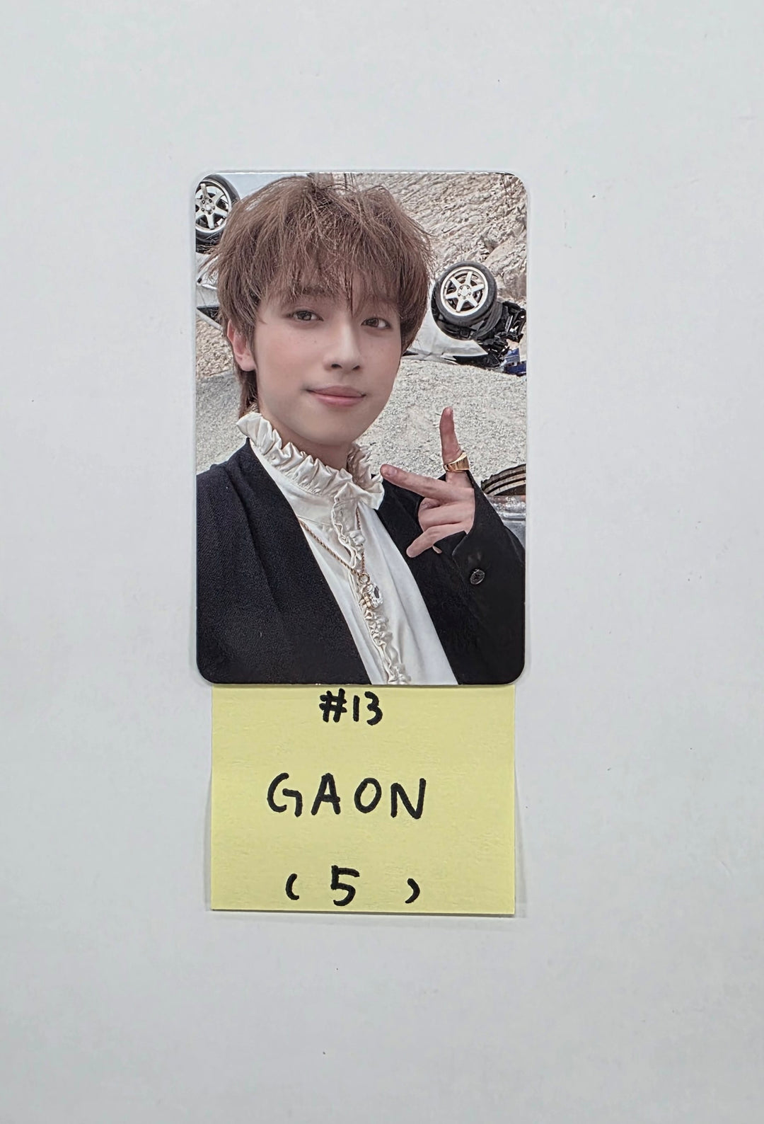 Xdinary Heroes "LXVE to DEATH" - Official Photocard (1) [25.10.31]