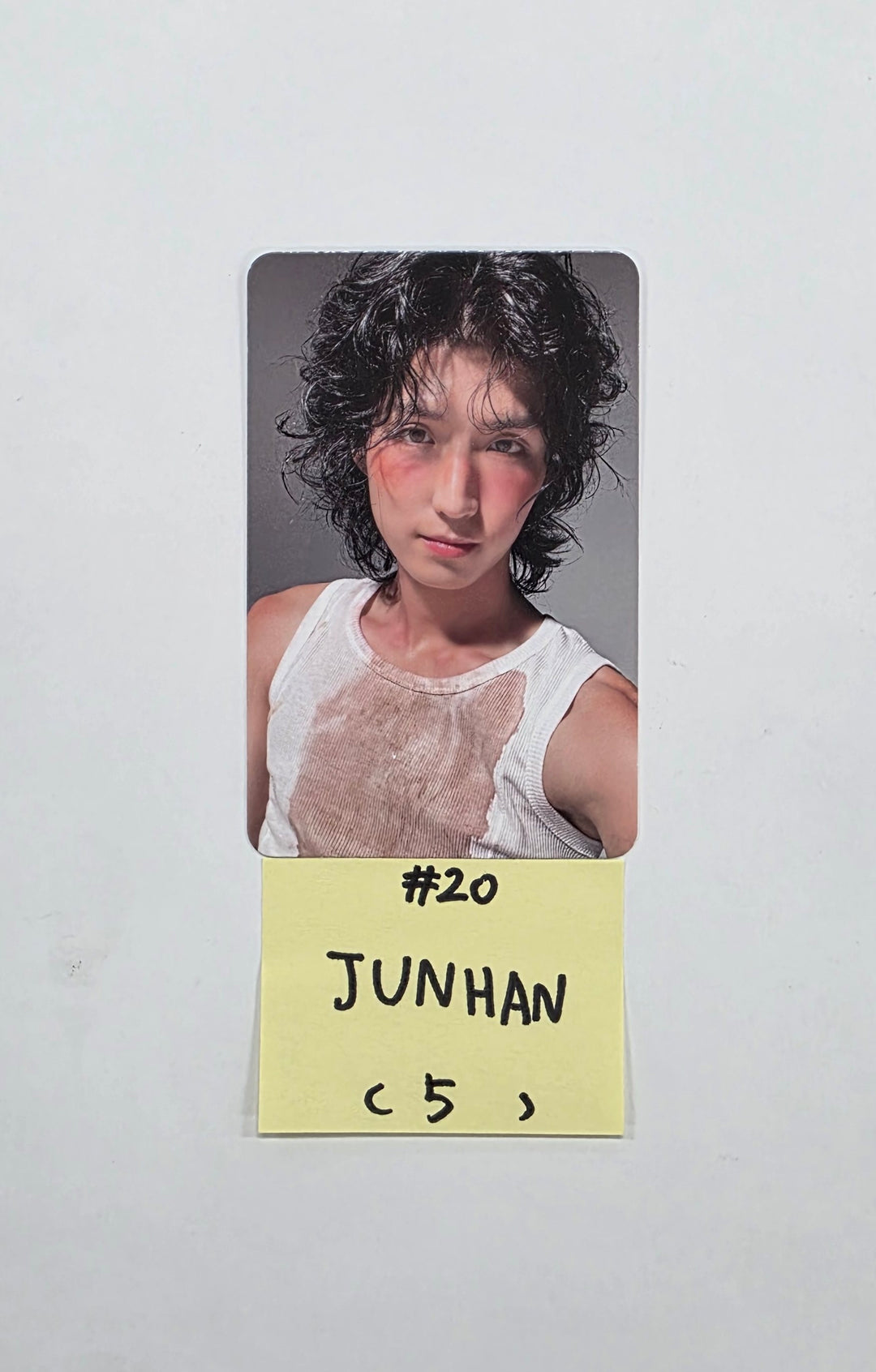 Xdinary Heroes "LXVE to DEATH" - Official Photocard (2) [25.10.31]