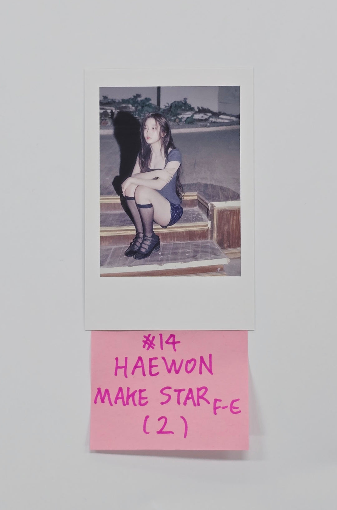 NMIXX "Blue Valentine" - Makestar Fansign Event Photocard, polaroid type photocard R2 [25.11.03]