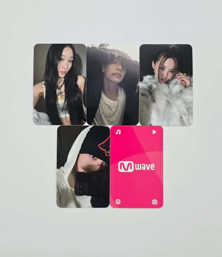 ALLDAY PROJECT "FAMOUS" - MWAVE Signning Album Event Photocard  [25.11.03]