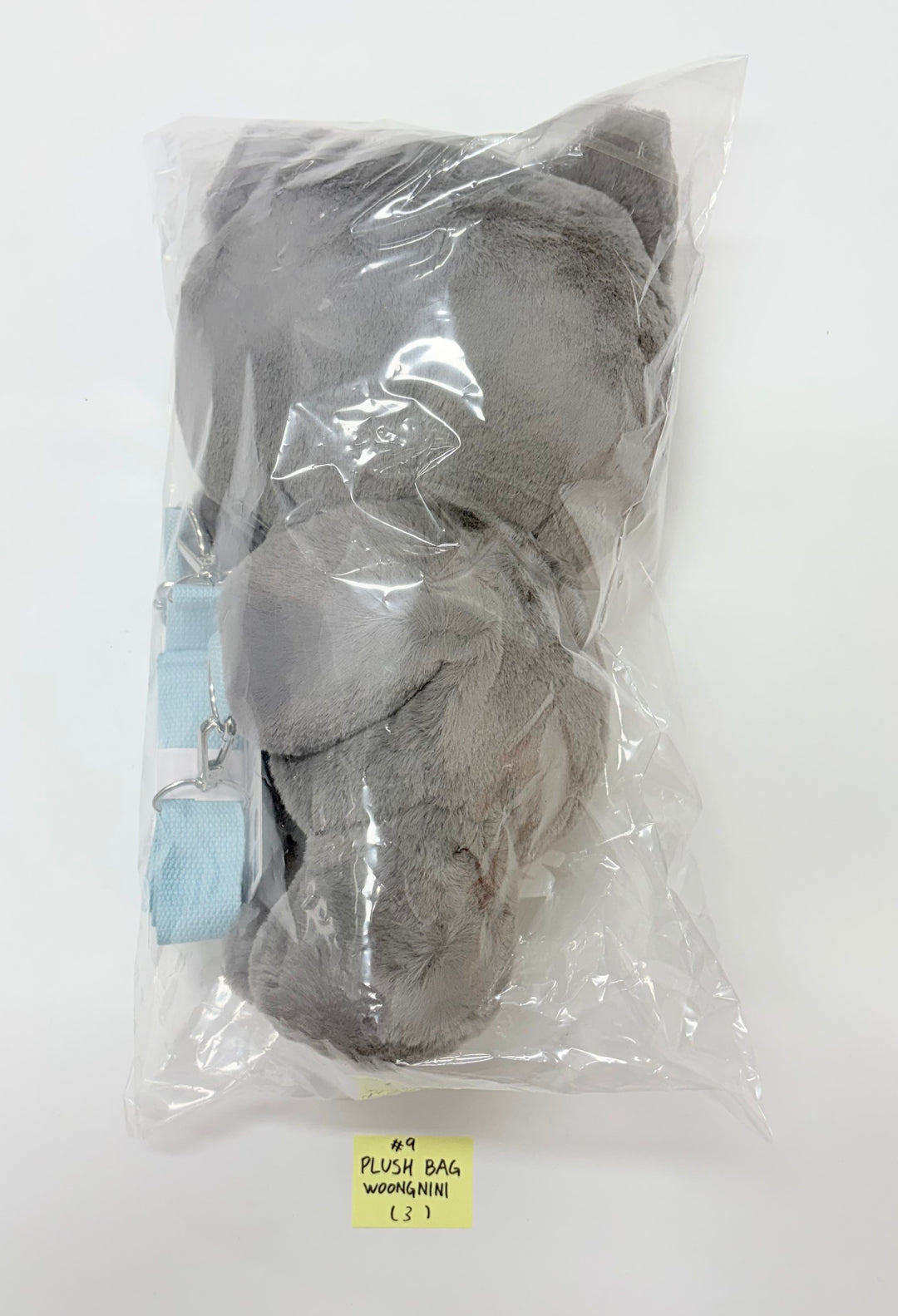 ZeroBaseOne - "Zeroni FLUFFY Wonderland" POP-UP Store Official MD (1) [25.11.04]