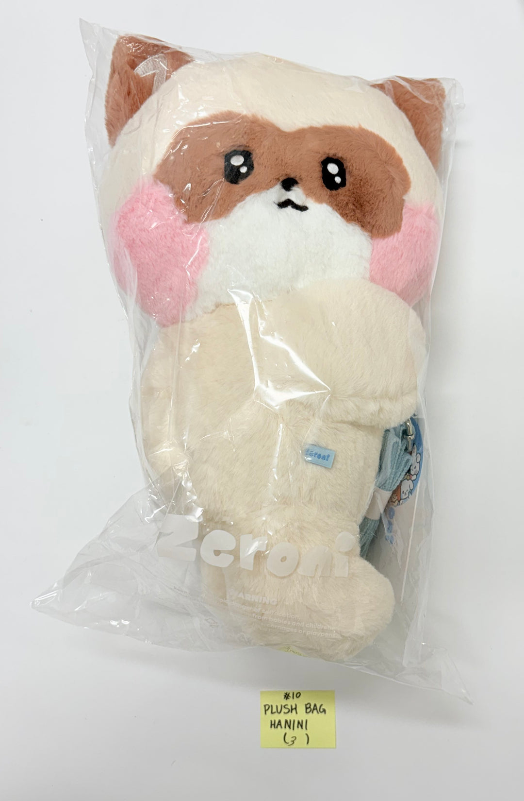 ZeroBaseOne - "Zeroni FLUFFY Wonderland" POP-UP Store Official MD (1) [25.11.04]