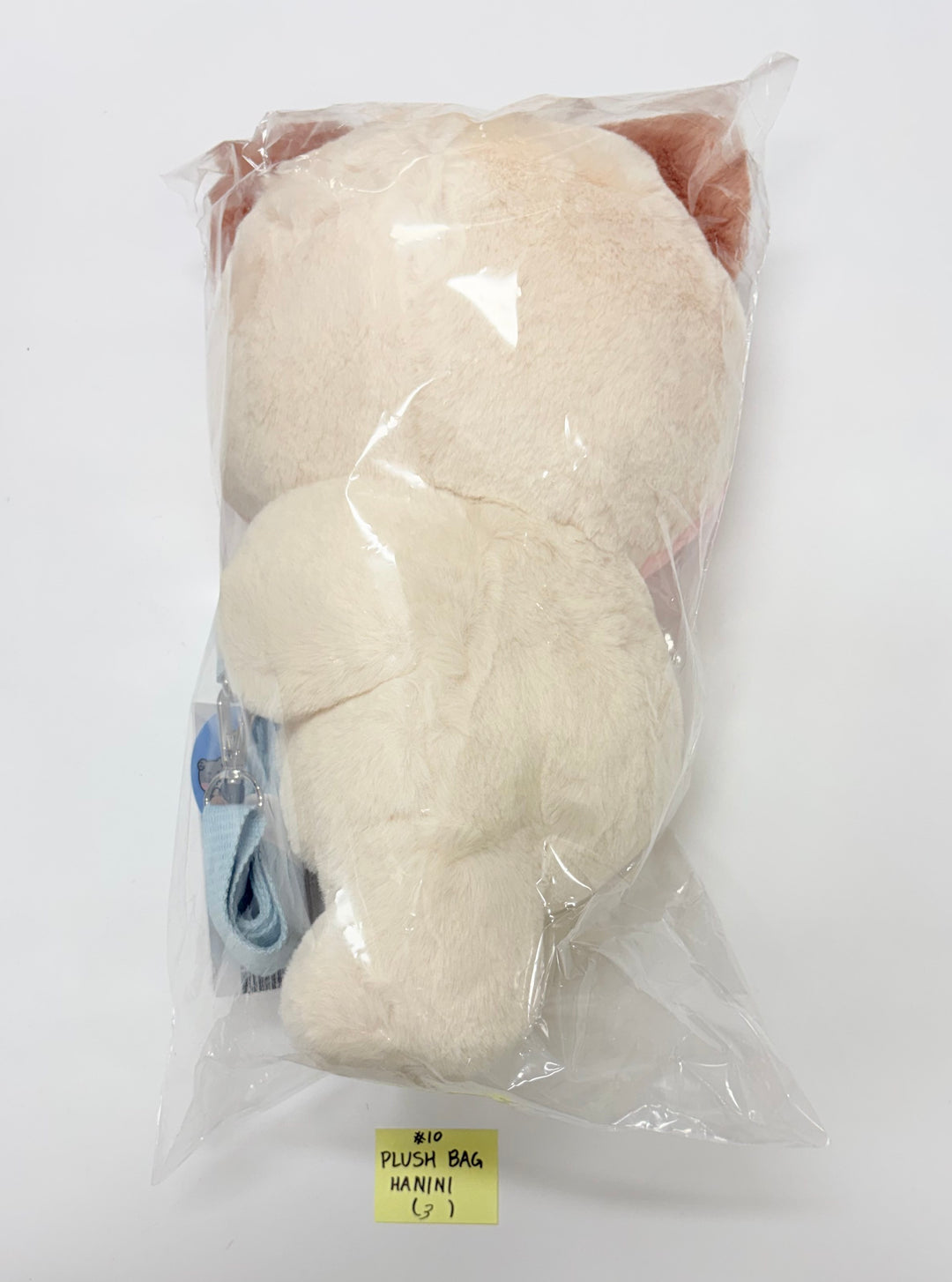 ZeroBaseOne - "Zeroni FLUFFY Wonderland" POP-UP Store Official MD (1) [25.11.04]