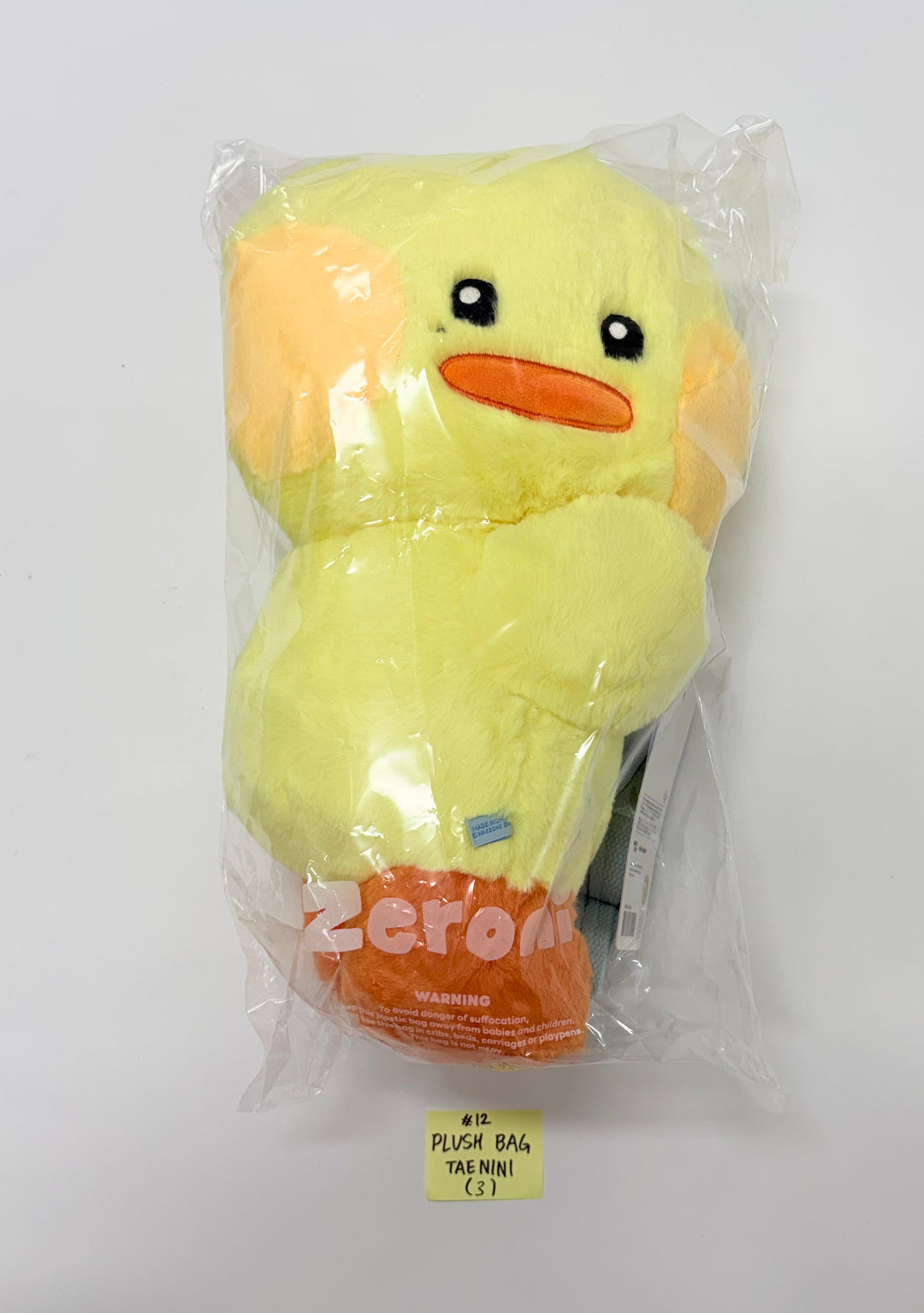 ZeroBaseOne - "Zeroni FLUFFY Wonderland" POP-UP Store Official MD (1) [25.11.04]