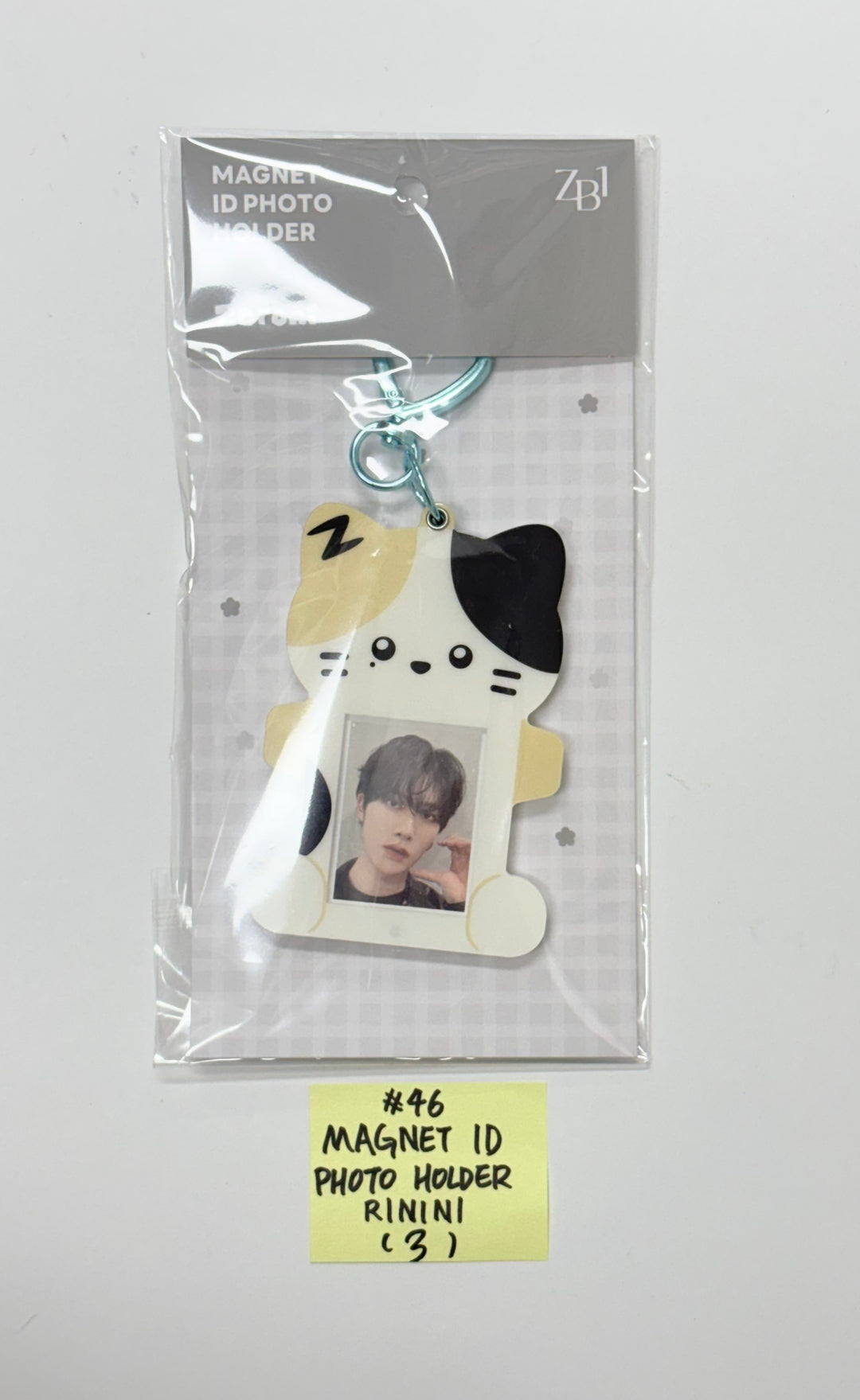 ZeroBaseOne - "Zeroni FLUFFY Wonderland" POP-UP Store Official MD (2) [25.11.04]