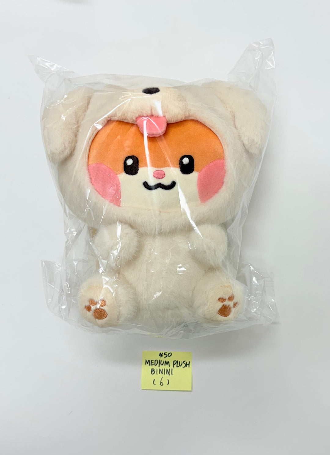 ZeroBaseOne - "Zeroni FLUFFY Wonderland" POP-UP Store Official MD (2) [25.11.04]