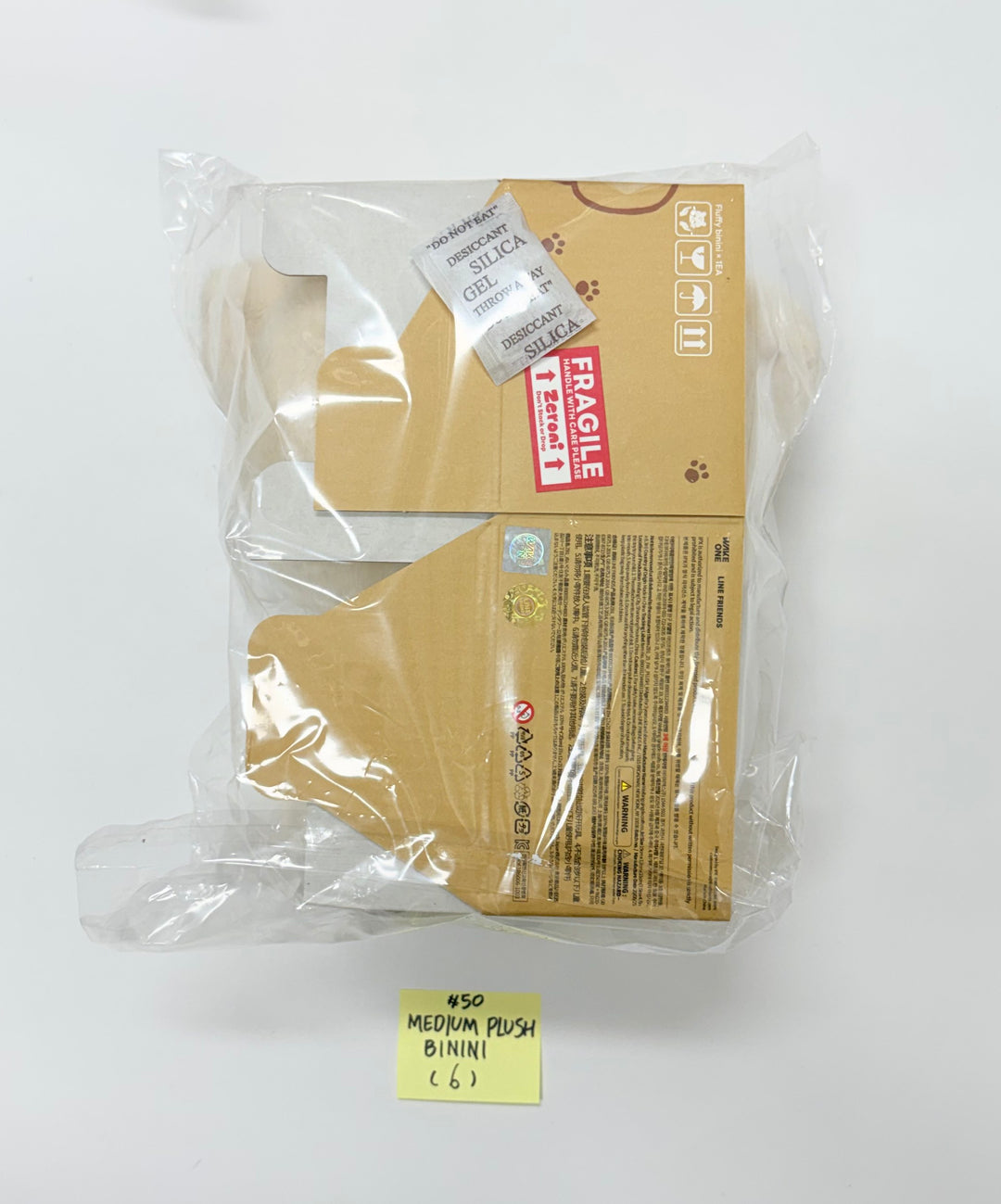 ZeroBaseOne - "Zeroni FLUFFY Wonderland" POP-UP Store Official MD (2) [25.11.04]