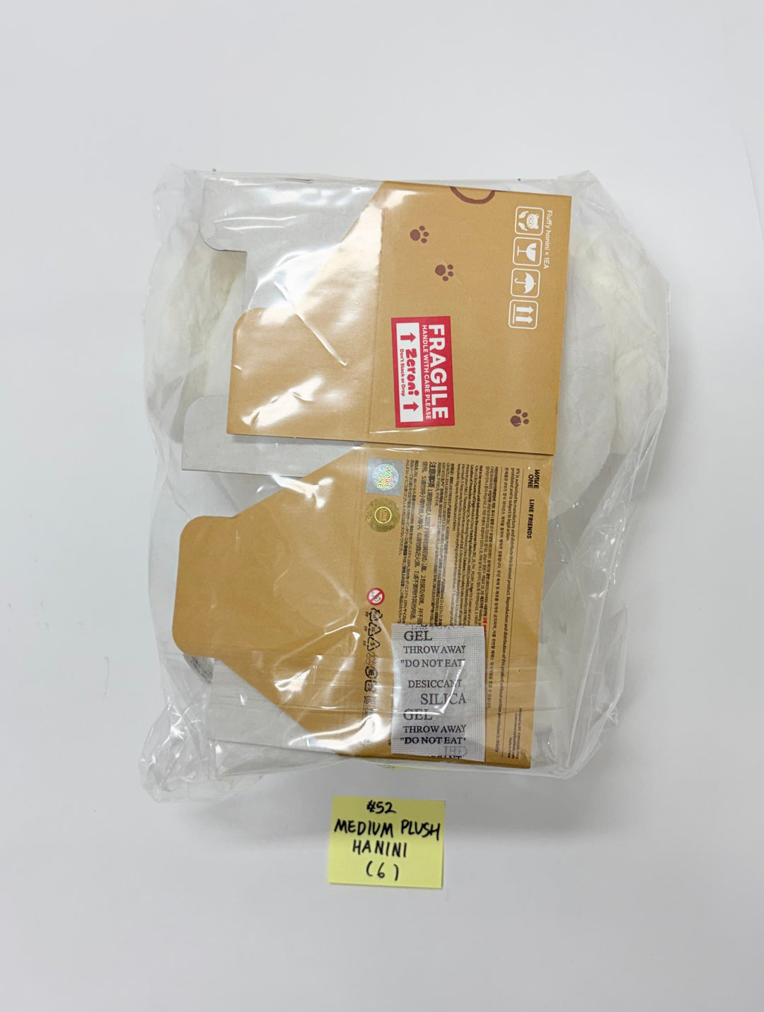 ZeroBaseOne - "Zeroni FLUFFY Wonderland" POP-UP Store Official MD (2) [25.11.04]