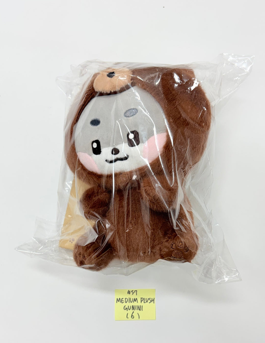 ZeroBaseOne - "Zeroni FLUFFY Wonderland" POP-UP Store Official MD (2) [25.11.04]