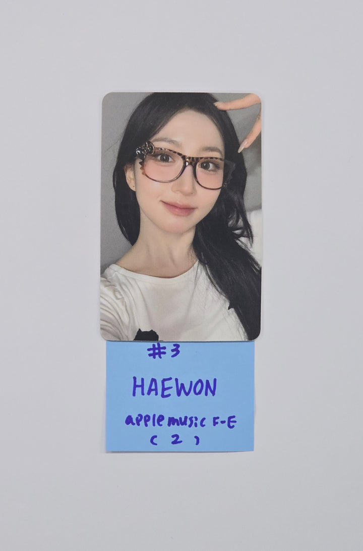 NMIXX "Blue Valentine" - Apple Music Fansign Event Photocard [25.11.04]