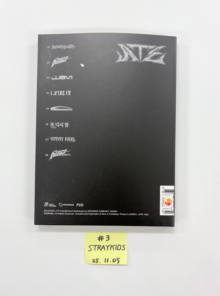 Stray Kids "ATE" - Hand Autographed(Signed) Promo Album [25.11.05]