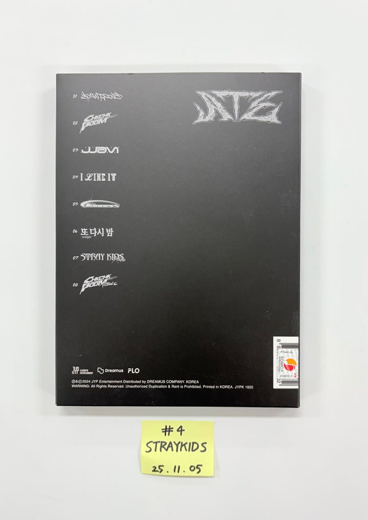 Stray Kids "ATE" - Hand Autographed(Signed) Promo Album [25.11.05]