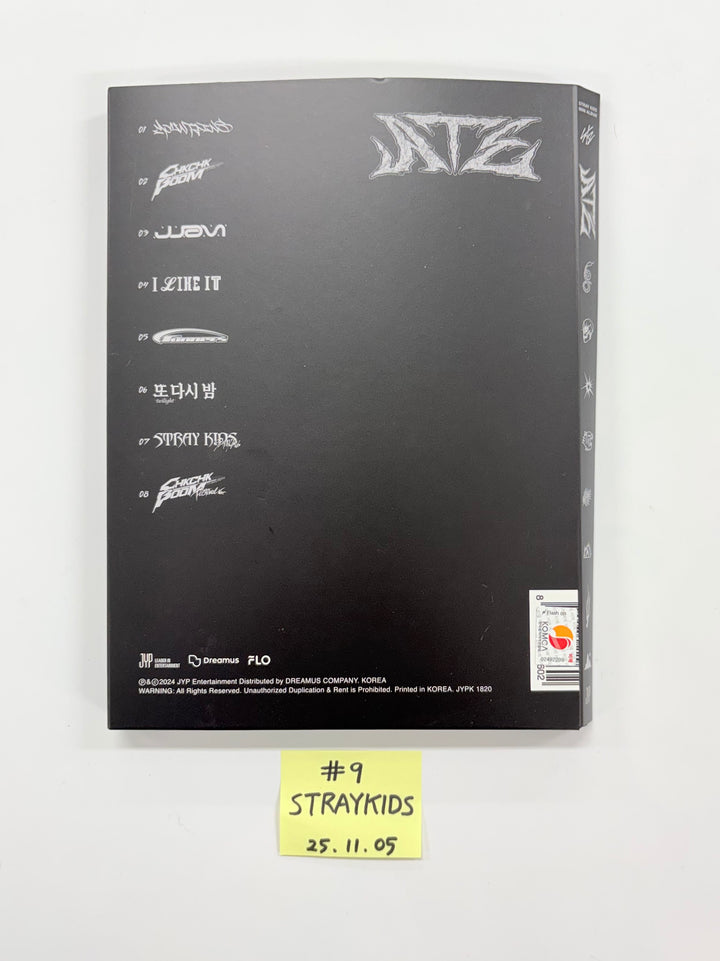 Stray Kids "ATE" - Hand Autographed(Signed) Promo Album [25.11.05]