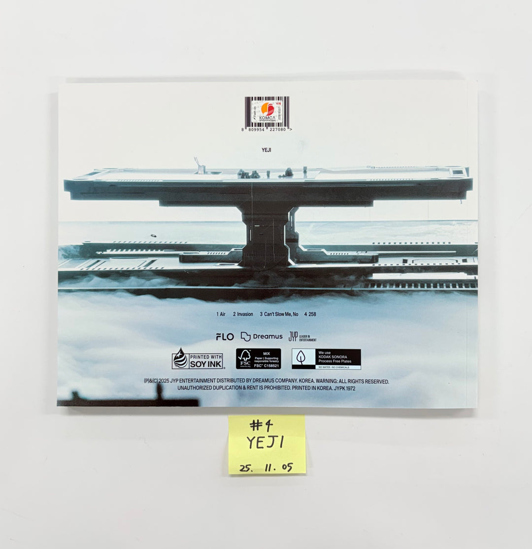 YEJI (Of ITZY) "Air" - Hand Autographed(Signed) Promo Album [25.11.05]