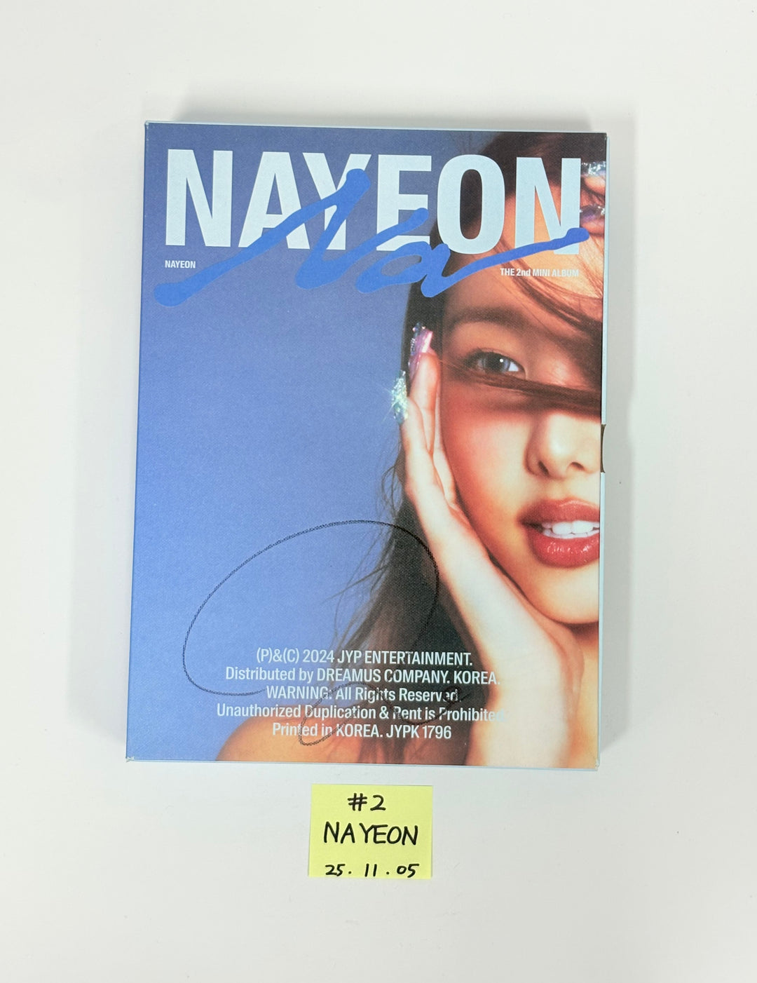 NAYEON (of TWICE) "NA", TZUYU (of TWICE) "abouTZU" - Hand Autographed(Signed) Promo Album [25.11.05]