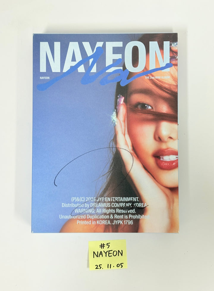 NAYEON (of TWICE) "NA", TZUYU (of TWICE) "abouTZU" - Hand Autographed(Signed) Promo Album [25.11.05]