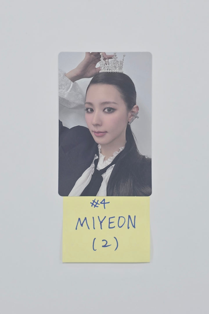 MIYEON (of I-dle) "MY, Lover" - Official Photocard, Polaroid type Photocard (2) [25.11.06]