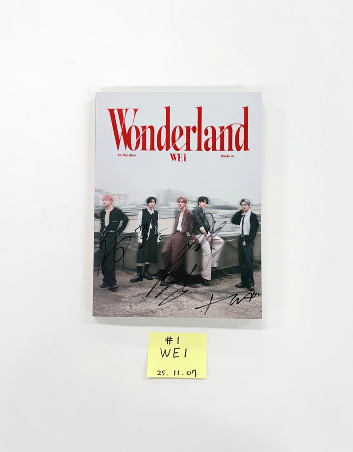 WEi "Wonderland" - Hand Autographed(Signed) Promo Album [25.11.07]