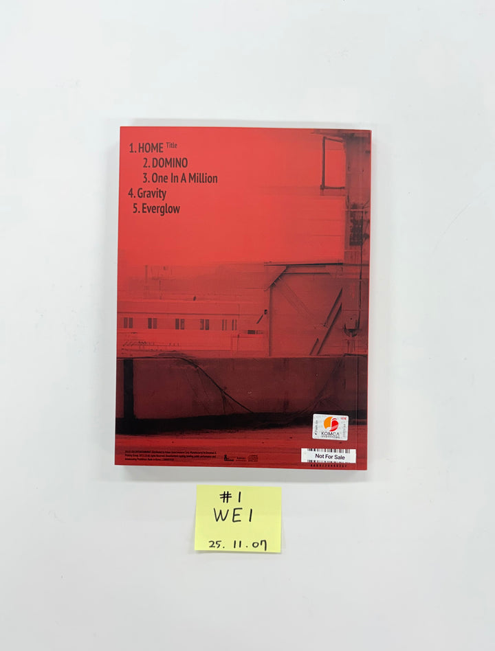 WEi "Wonderland" - Hand Autographed(Signed) Promo Album [25.11.07]