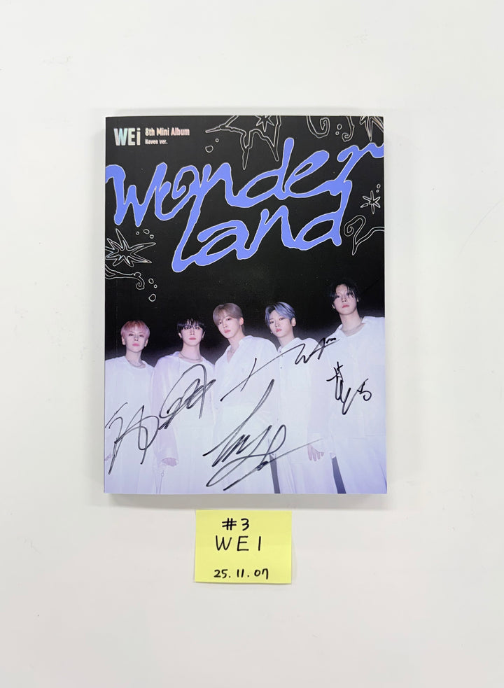 WEi "Wonderland" - Hand Autographed(Signed) Promo Album [25.11.07]