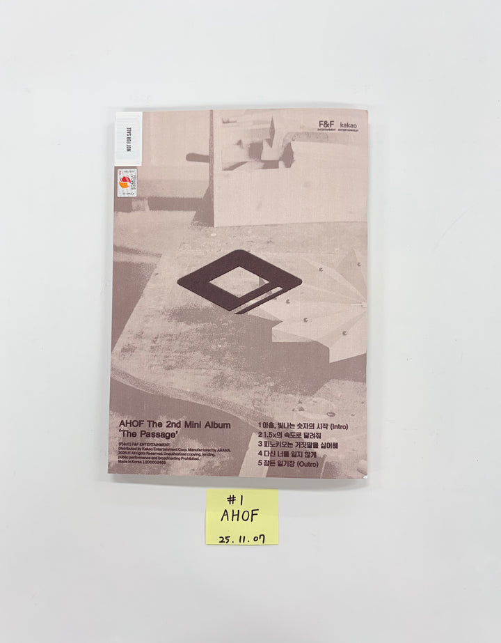 AHOF "The Passage" - Hand Autographed(Signed) Promo Album [25.11.07]