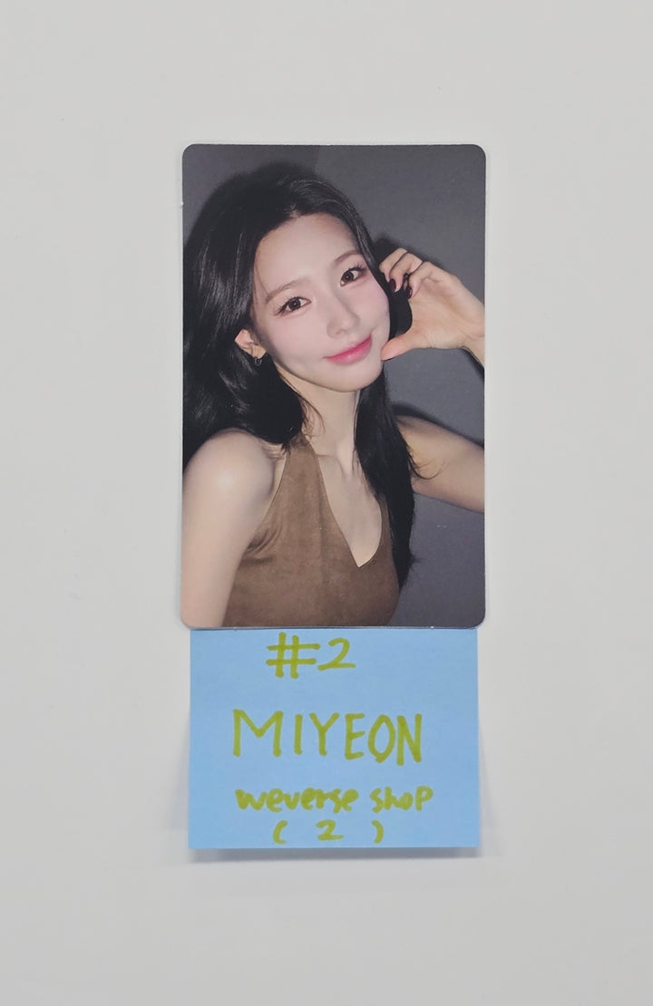 MIYEON (of I-dle) "MY, Lover" - Weverse Shop Pre-Order Benefit Photocard [25.11.07]