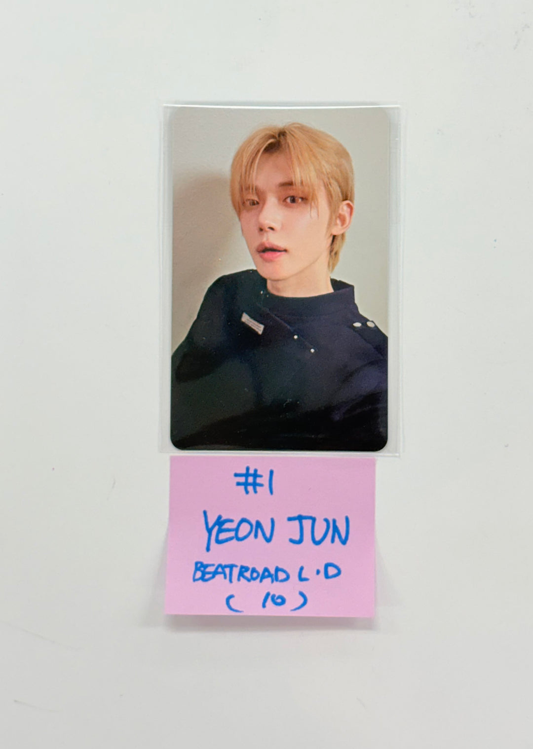 YEONJUN (of TXT) "No Labels : Part 01" - Beatroad Lucky Draw Event Photocard [25.11.10]