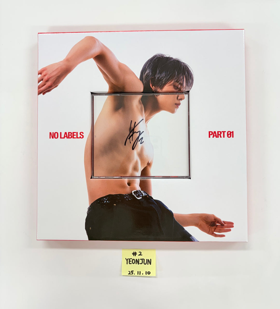 MIYEON (of I-dle) "MY, Lover", AHOF "The Passage", YEONJUN "NO LABELS: PART 01", &TEAM "Back to Life", U-KNOW "I-KNOW" - Hand Autographed(Signed) Promo Album [25.11.10]